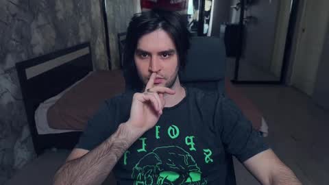 Snapshot of _fatrabbit chatting on 02-17-25, 12:59 Keanu online show from 02-17-25, 12:59