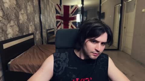 Snapshot of _fatrabbit chatting on 03-10-25, 04:03 Keanu online show from 03-10-25, 04:03