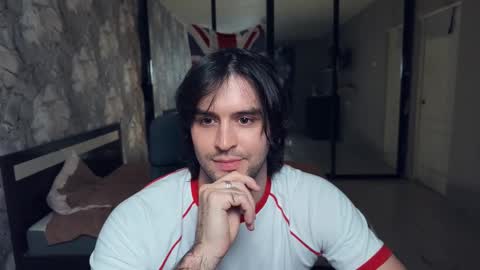 Snapshot of _fatrabbit chatting on 11-01-25, 05:04 Keanu online show from 11-01-25, 05:04