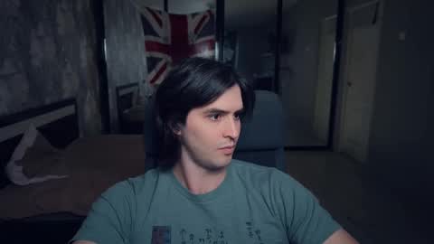 Snapshot of _fatrabbit chatting on 11-10-25, 01:32 Keanu online show from 11-10-25, 01:32