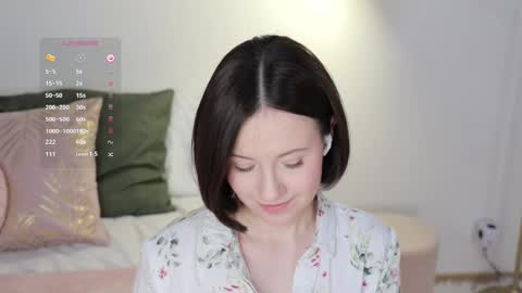 Essie  online show from 02-13-25, 10:12