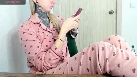 Alis online show from 02-15-25, 12:11