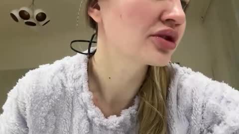  Flora  online show from 01-18-26, 09:51