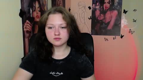 Snapshot of _foxy_lady chatting on 07-14-26, 06:07 Alice online show from 07-14-26, 06:07