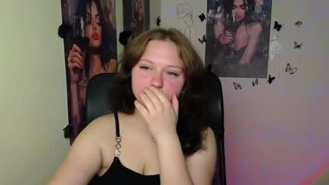 Snapshot of _foxy_lady chatting on 07-21-26, 06:16 Alice online show from 07-21-26, 06:16