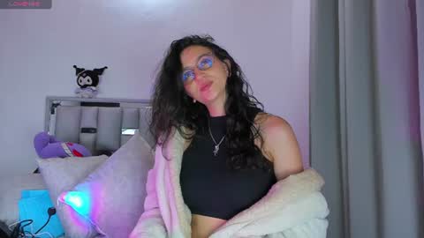Snapshot of _gabbyx_ chatting on 07-12-26, 02:35 Gabby online show from 07-12-26, 02:35
