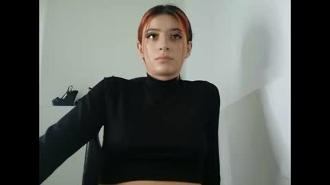 Snapshot of _genesid_dixton chatting on 12-06-24, 12:12 Mia-foster online show from 12-06-24, 12:12