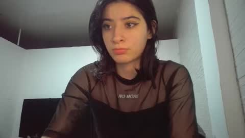 Snapshot of _genesid_dixton chatting on 12-16-25, 10:15 Mia-foster online show from 12-16-25, 10:15