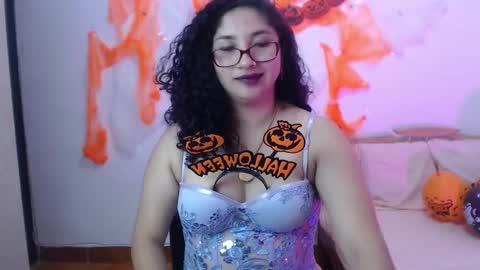 Gia Independent model online show from 10-15-25, 10:59