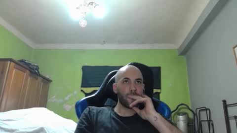Gregorio online show from 10-21-25, 02:51