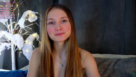 Snapshot of _green_green_ chatting on 01-11-25, 01:16 Milly online show from 01-11-25, 01:16