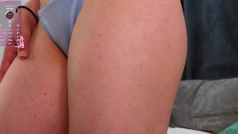 Snapshot of _green_green_ chatting on 02-27-25, 07:34 Milly online show from 02-27-25, 07:34