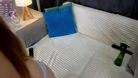 Snapshot of _green_green_ chatting on 03-12-25, 07:24 Milly online show from 03-12-25, 07:24