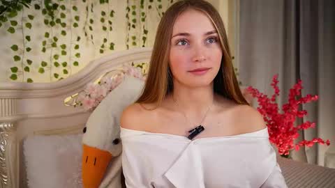 Snapshot of _green_green_ chatting on 10-09-25, 01:58 Milly online show from 10-09-25, 01:58