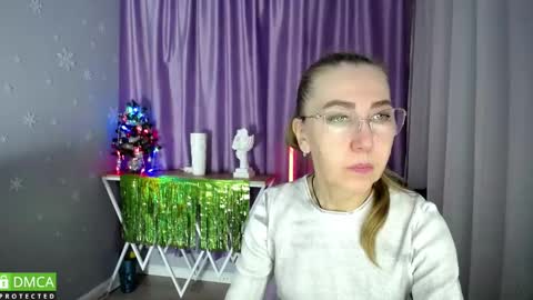 _greybunny_ online show from 01-14-25, 08:09