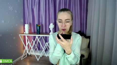 _greybunny_ online show from 01-21-25, 07:26