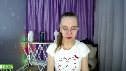 _greybunny_ online show from 02-11-25, 08:15