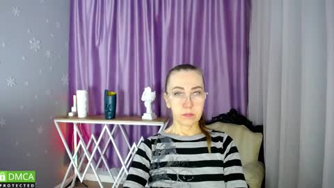 _greybunny_ online show from 02-24-25, 03:44