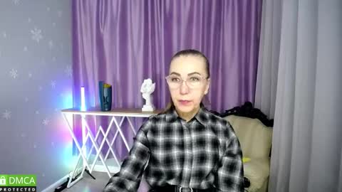 _greybunny_ online show from 09-27-25, 11:26