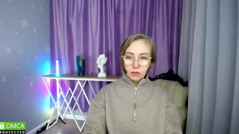 _greybunny_ online show from 11-01-25, 09:55