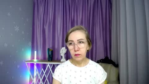 _greybunny_ online show from 11-14-25, 09:52