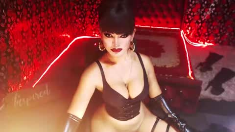 Snapshot of _hailyourqueenx chatting on 12-27-24, 12:07 GoDDess Chloe online show from 12-27-24, 12:07