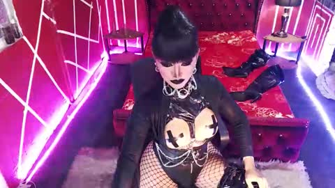 Snapshot of _hailyourqueenx chatting on 10-09-25, 11:03 GoDDess Chloe online show from 10-09-25, 11:03