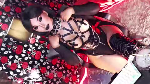 Snapshot of _hailyourqueenx chatting on 02-09-26, 12:47 GoDDess Chloe online show from 02-09-26, 12:47