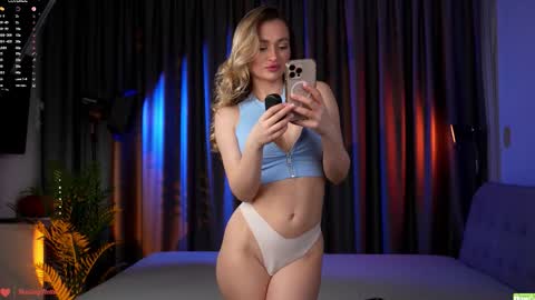 Snapshot of _healing_hottie_ chatting on 02-05-26, 08:57 Veronica online show from 02-05-26, 08:57