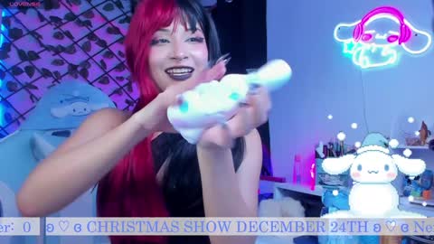 Snapshot of _heavenly_blue_ chatting on 12-21-24, 07:24 Bluey online show from 12-21-24, 07:24