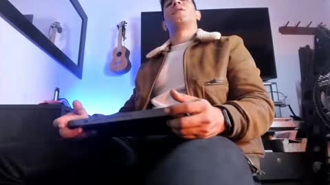 Heracles online show from 12-08-24, 03:45