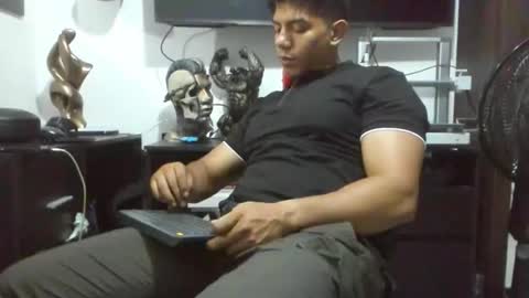 Heracles online show from 02-02-26, 05:44