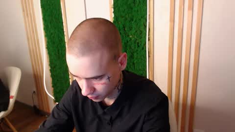 Snapshot of _honeyberry_ chatting on 03-17-26, 10:24 _honeyberry_ online show from 03-17-26, 10:24