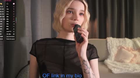 Snapshot of _ifyouwant_ chatting on 10-31-25, 12:06 Ava 3 online show from 10-31-25, 12:06