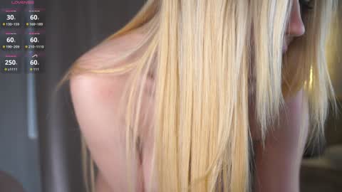 Snapshot of _ifyouwant_ chatting on 11-17-25, 11:21 Ava 3 online show from 11-17-25, 11:21