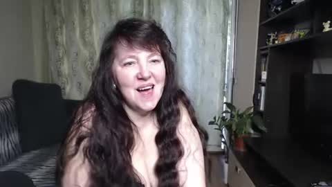 Snapshot of _illusion_ chatting on 07-12-26, 10:50 Illusion online show from 07-12-26, 10:50