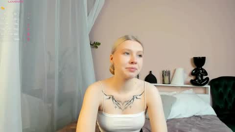 Daisy online show from 11-23-25, 09:42