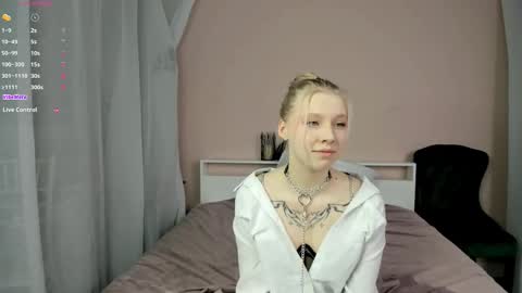 Daisy online show from 12-18-25, 07:03