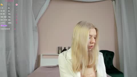 Daisy online show from 12-19-25, 07:26