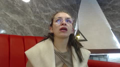 Isa online show from 02-19-25, 11:28