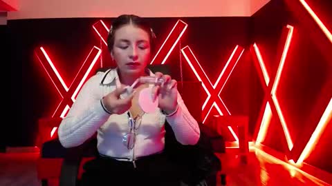 Isa online show from 11-17-25, 11:38