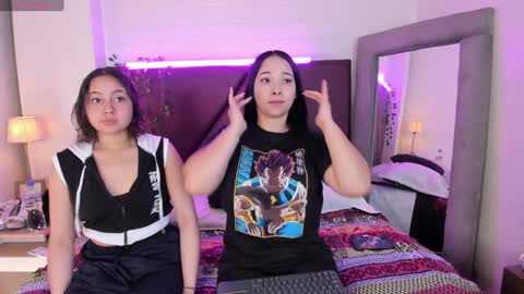 Snapshot of _isabella_2 chatting on 01-11-25, 02:15 Isa online show from 01-11-25, 02:15