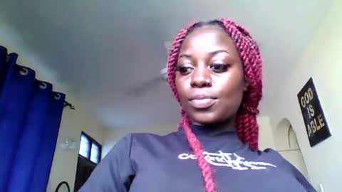 Snapshot of _itscessy chatting on 02-18-26, 12:34 _itscessy online show from 02-18-26, 12:34