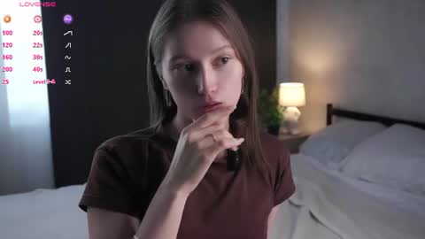 Snapshot of _jasminestea_ chatting on 06-15-26, 04:15 Candy online show from 06-15-26, 04:15