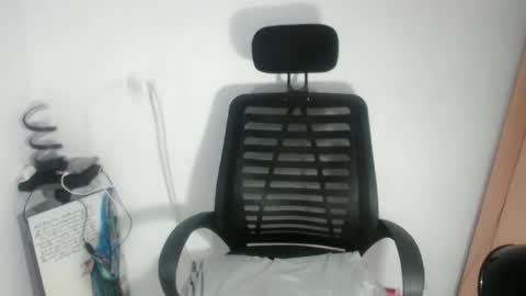 Snapshot of _joana chatting on 12-15-25, 10:14 _joana online show from 12-15-25, 10:14