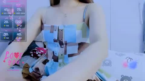 Snapshot of _joly_ chatting on 07-19-26, 02:04 Joly online show from 07-19-26, 02:04
