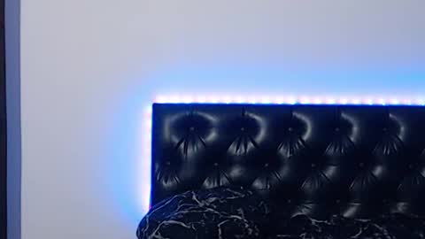 Joni online show from 10-31-25, 04:57