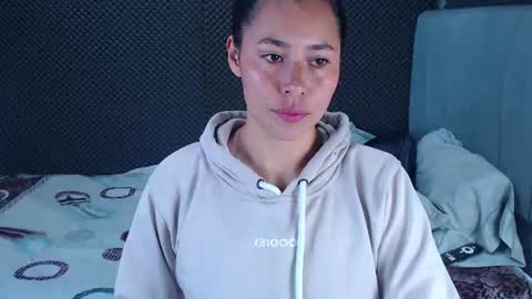 Snapshot of _joy_iva chatting on 07-19-26, 10:02 joy online show from 07-19-26, 10:02