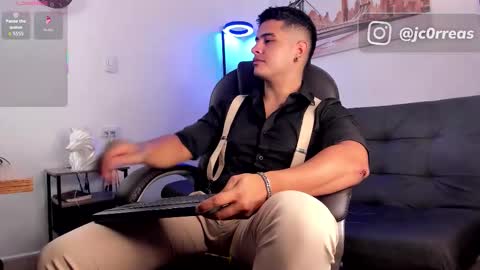 _juanes__ online show from 11-27-25, 09:28