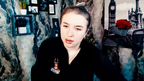 Jolia online show from 10-01-25, 05:41